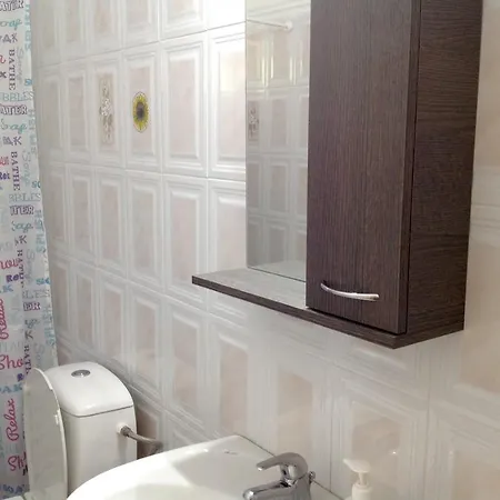 索菲亚别墅公寓 *