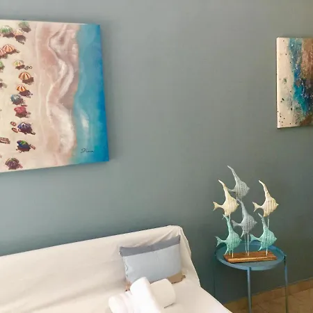 アパート Sofia チラニ