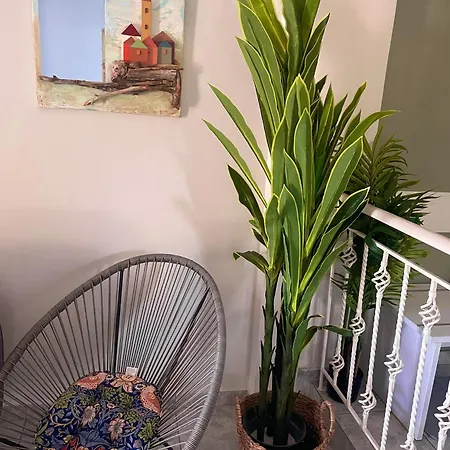 Sofia Apartment *